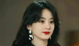 她为了吃瓜进娱乐圈,她毅然踏入娱乐圈